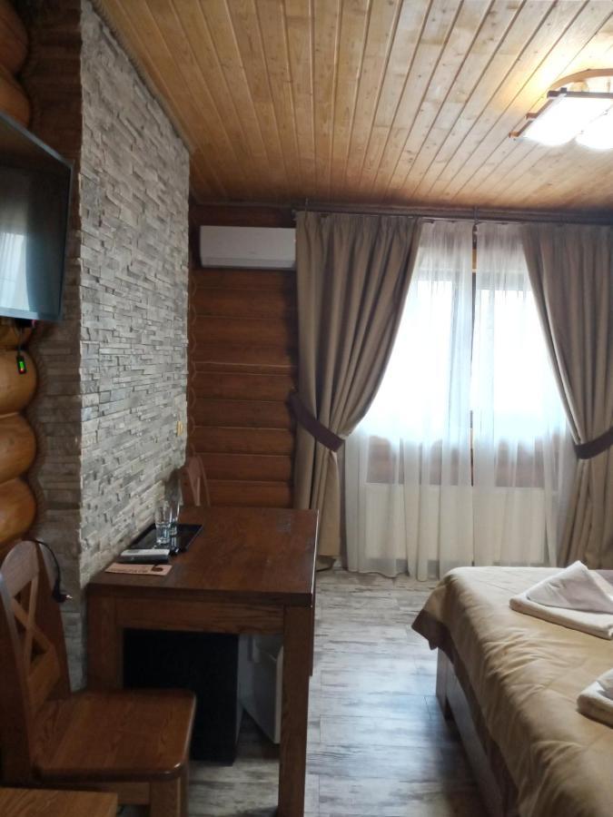 Viking Hotel Bukovel Exteriör bild